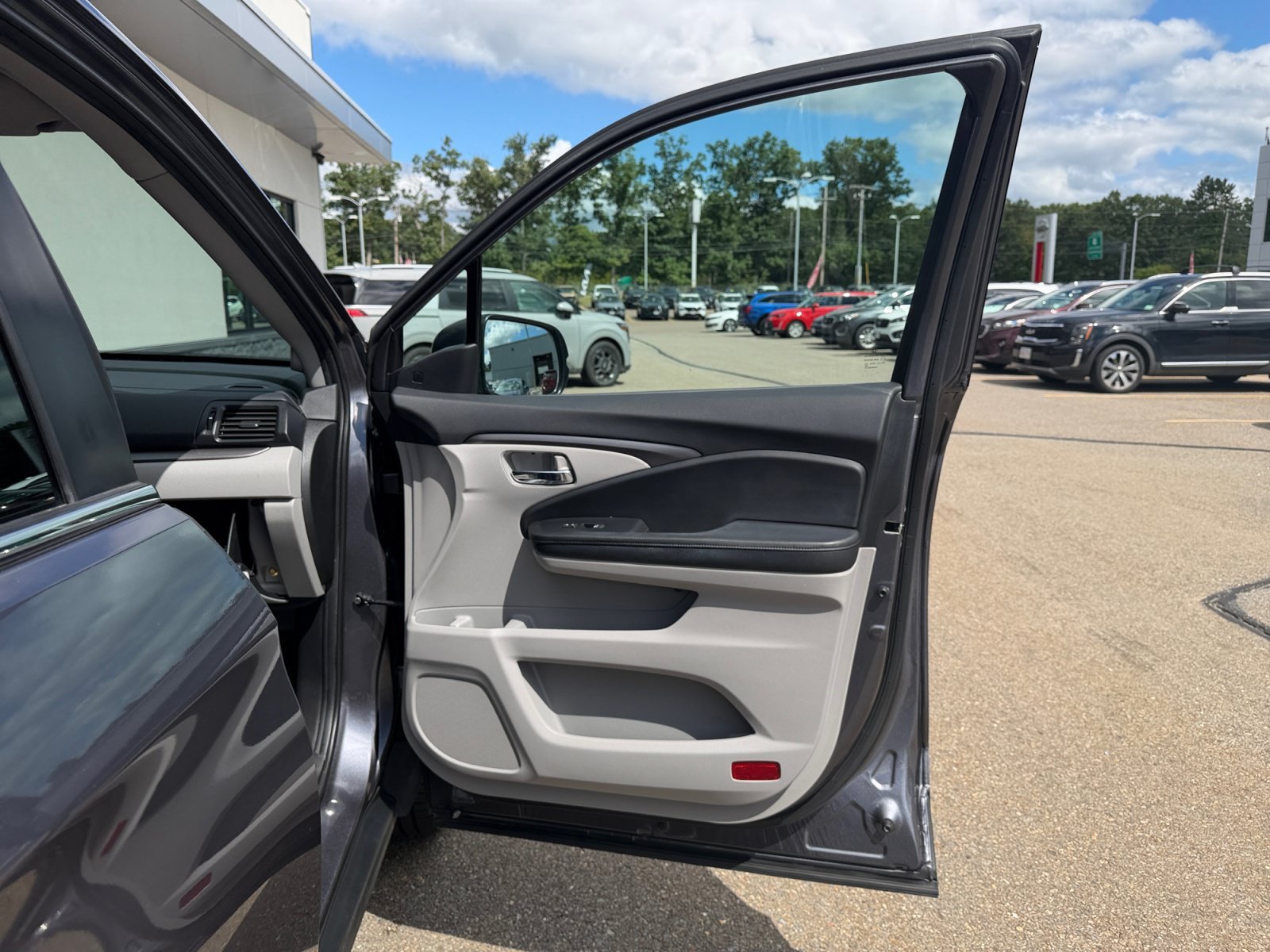 Certified Used 2020 Gray Honda EX image 30