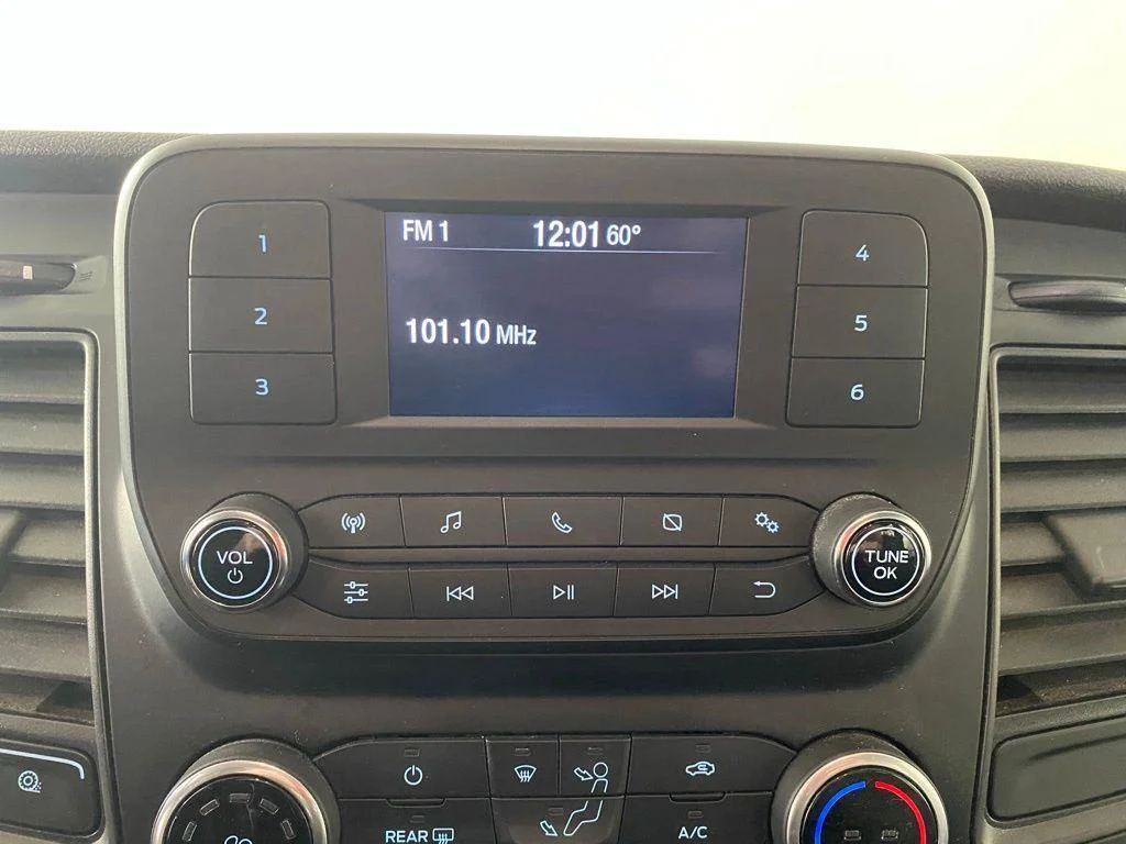 Used 2024 Oxford White Ford Base image 19