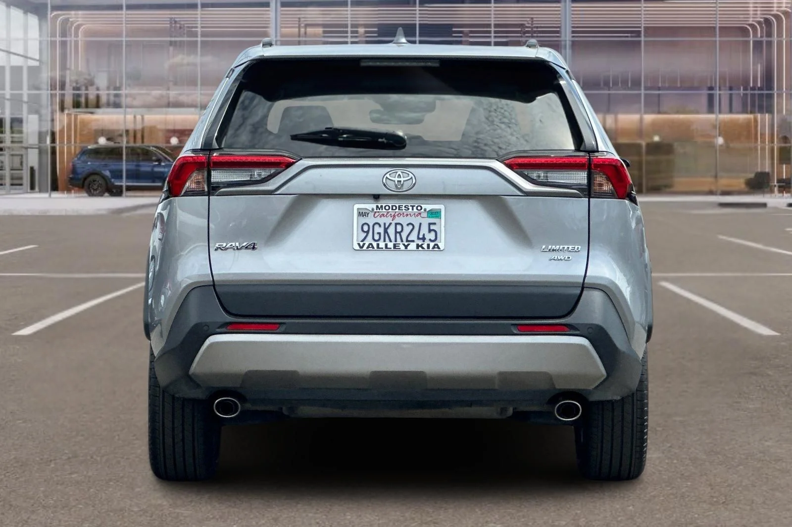 Used 2023 Silver Sky Metallic Toyota Limited image 5