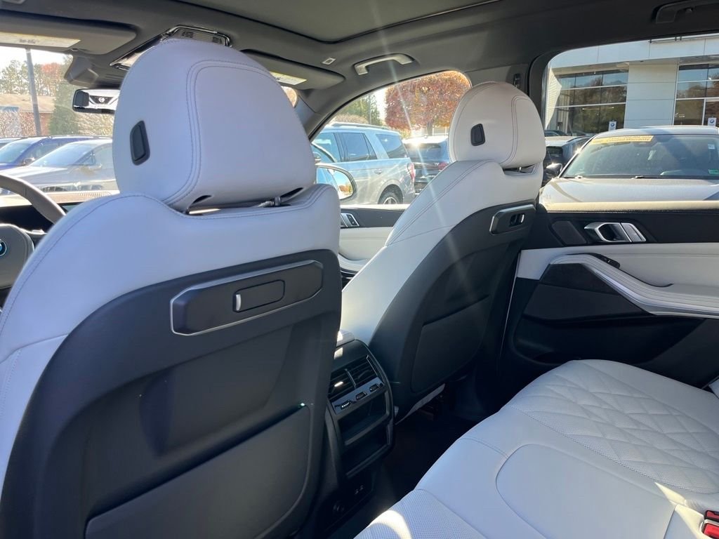 Used 2026 White BMW xDrive50e image 28
