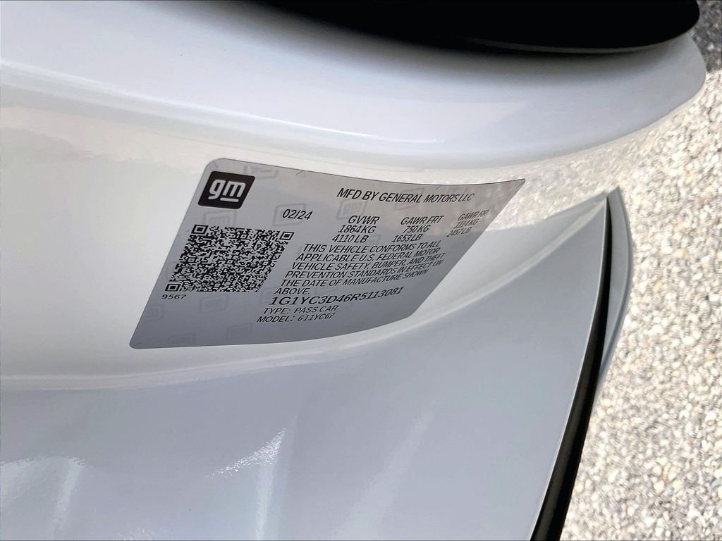 Used 2024 White Chevrolet Stingray image 36