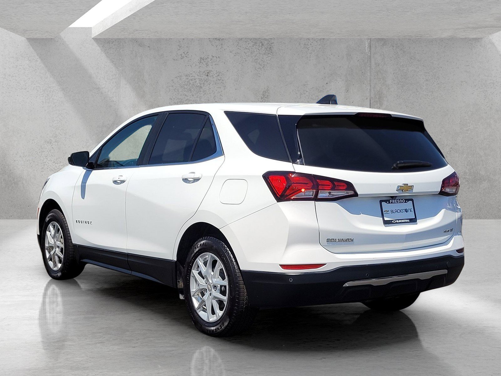 Used 2023 Summit White Chevrolet LT image 7