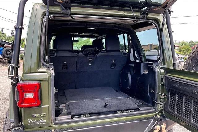 Used 2021 Green Jeep Unlimited Rubicon image 29