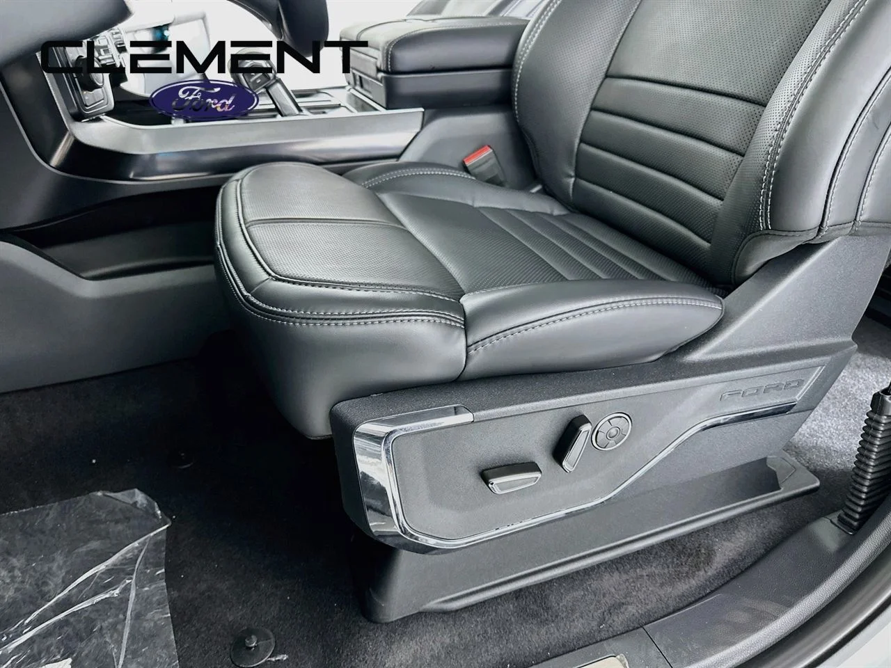 New 2026 Avalanche Ford Platinum® image 27