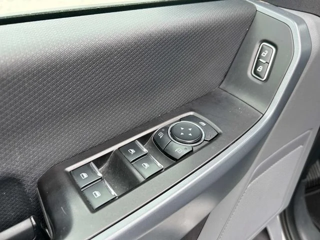 Used 2023 White Ford XLT image 8