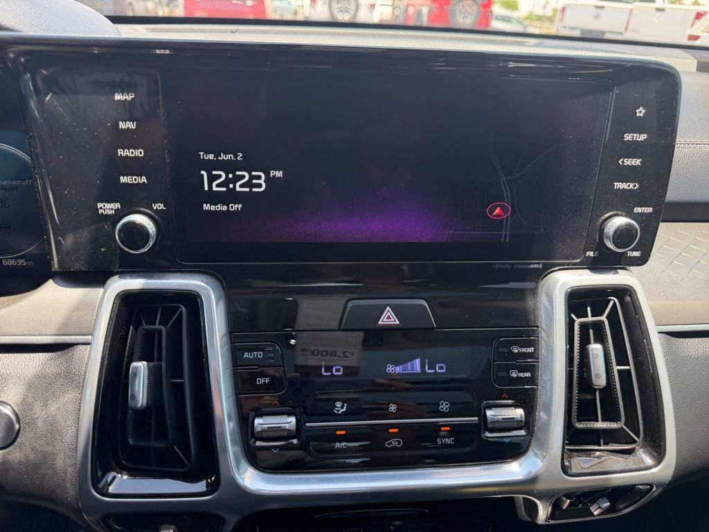 Used 2023 White Kia SX image 11