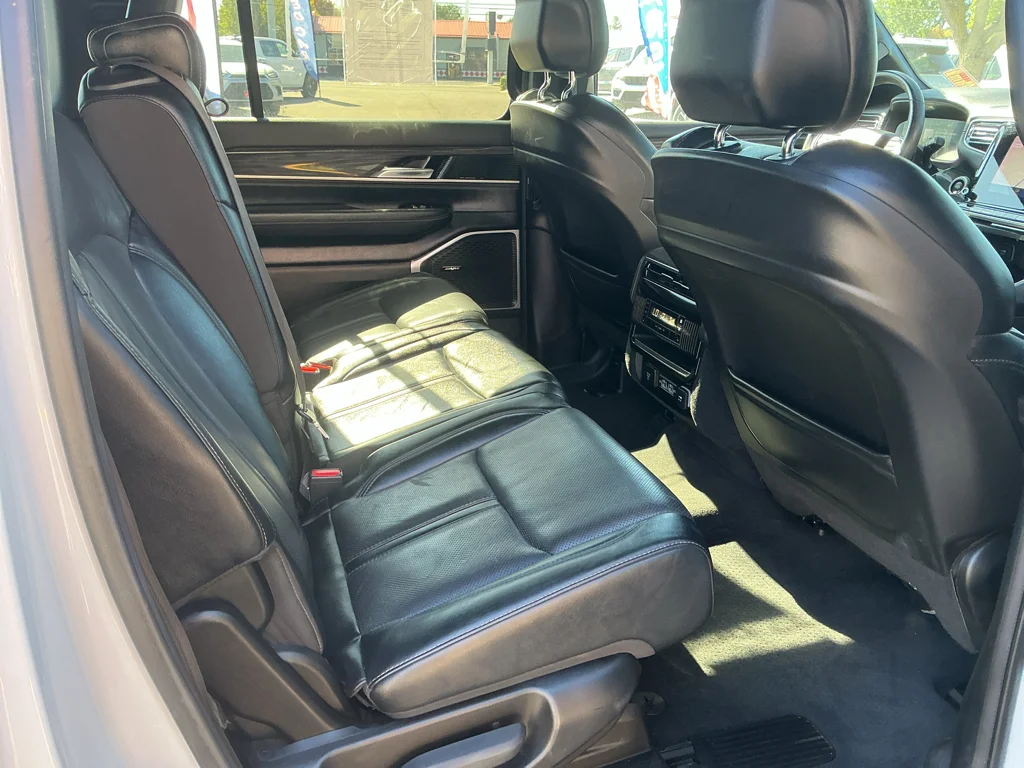 Used 2022 Bright White Clearcoat Jeep Series III image 17