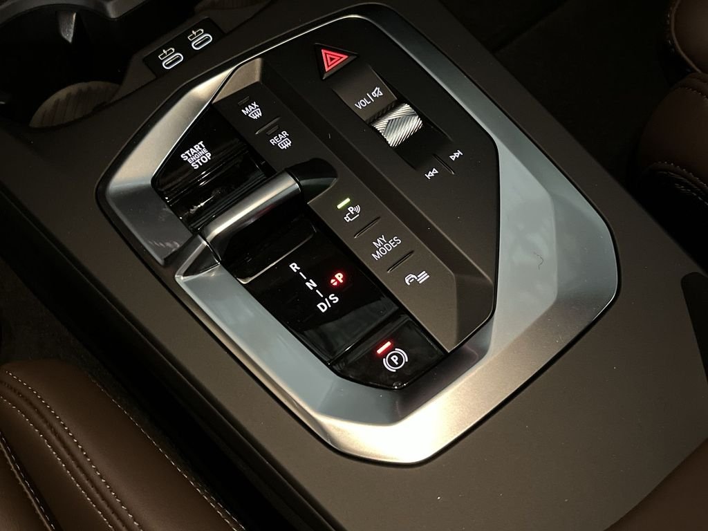 2025 BMW 2 Series M235 - Photo 20