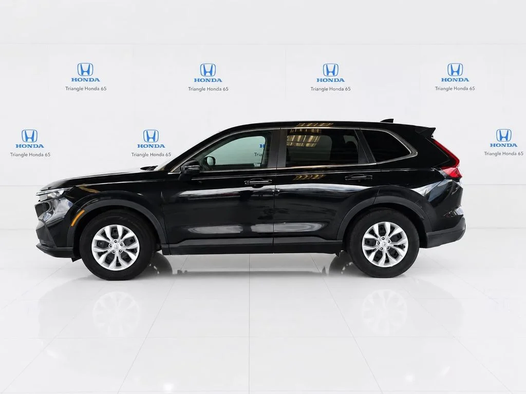 Used 2025  Honda LX image 3