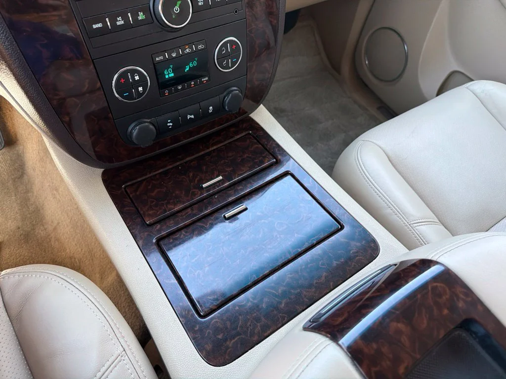 Used 2012 Gray GMC Denali image 22