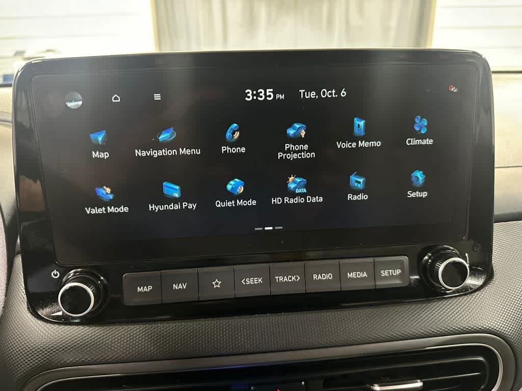 Used 2023 Cyber Silver Hyundai Limited image 19