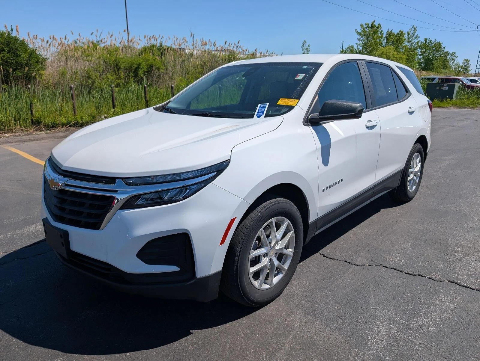 Used 2023 Summit White Chevrolet LS image 4