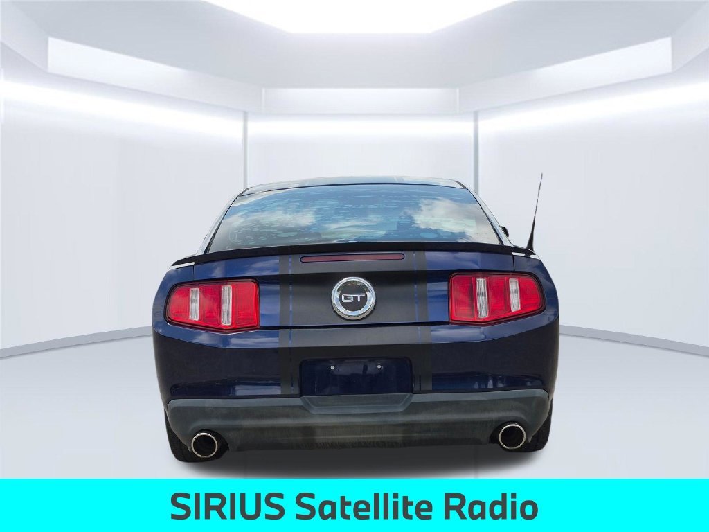 Used 2010  Ford GT Premium image 5