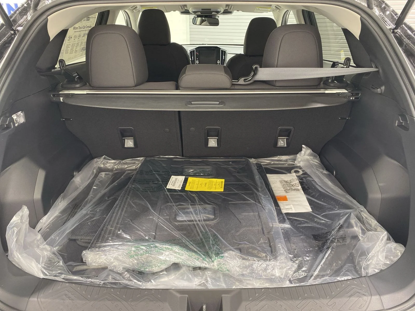 New 2026 CRYSTAL BLACK SILICA Subaru Premium image 22