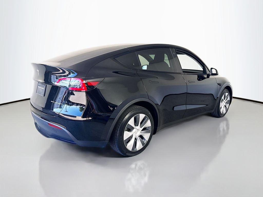 Used 2023 Solid Black Tesla Long Range image 11