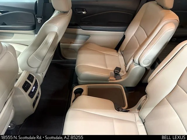 Used 2021 White Honda Touring image 12