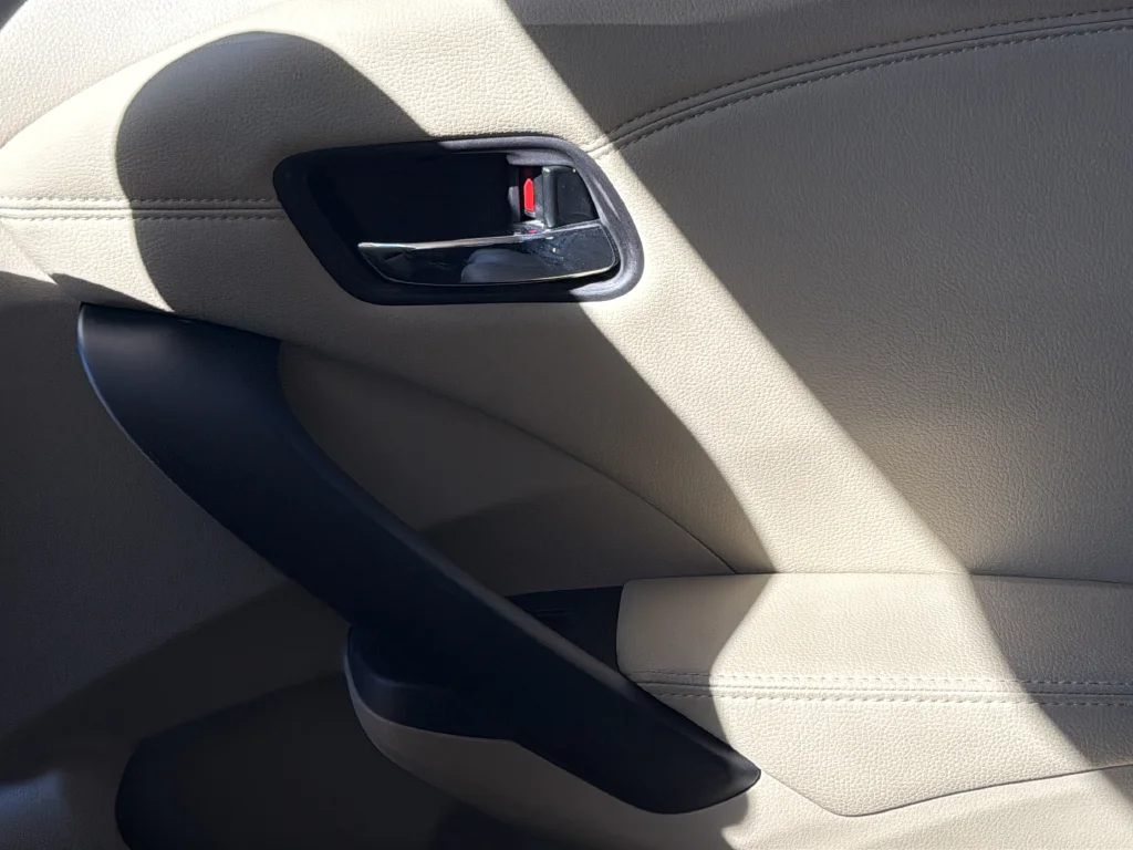 Used 2017  Acura Technology Package image 43