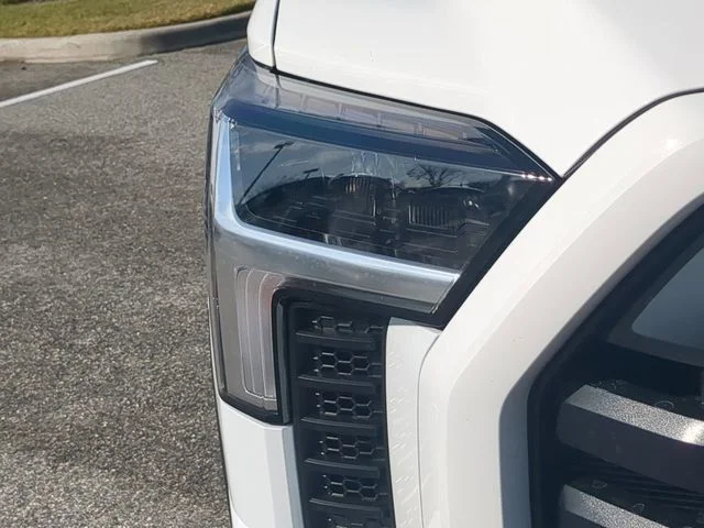 New 2026 Ice Cap Toyota SR5 image 10