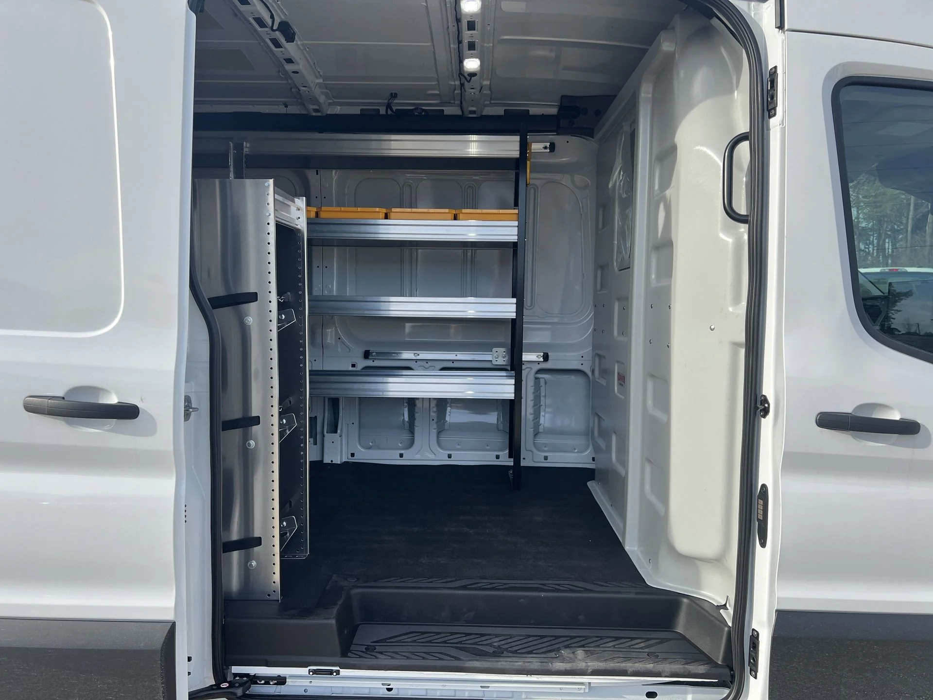 New 2026 Oxford White Ford Cargo Van image 19