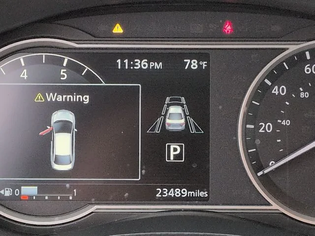 Used 2024 Gray Nissan 1.6 SV image 18
