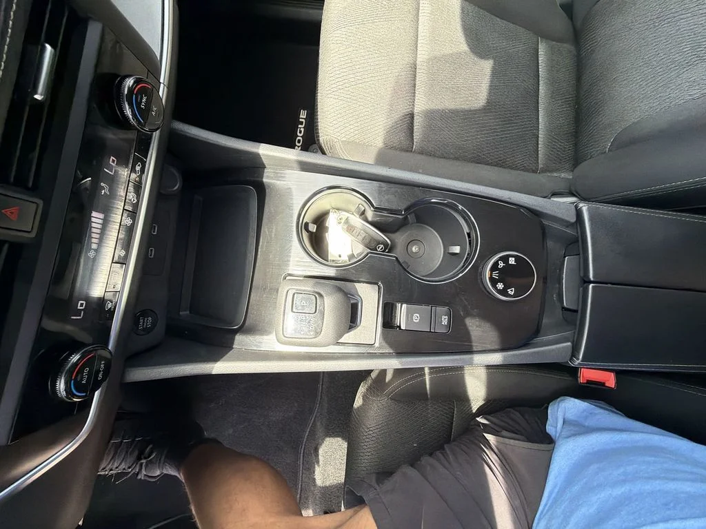 Used 2025 Gray Nissan SV image 19