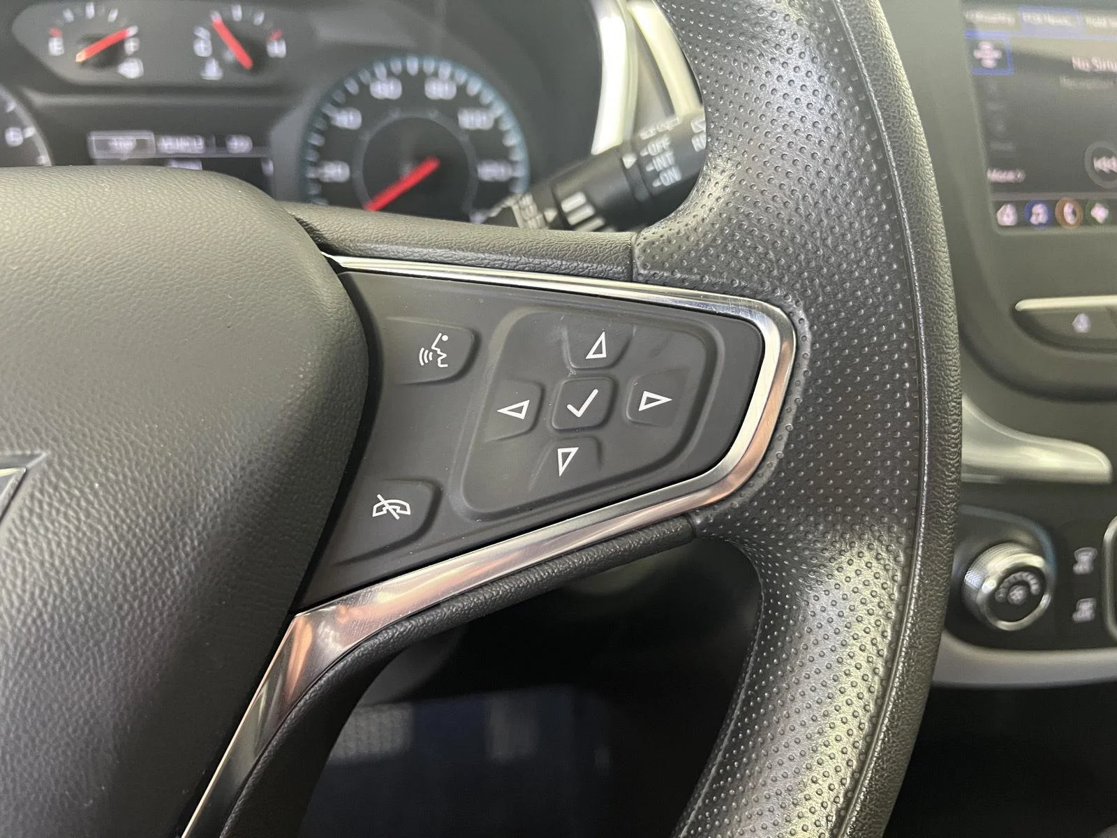 Used 2024 Sterling Gray Metallic Chevrolet LS image 10