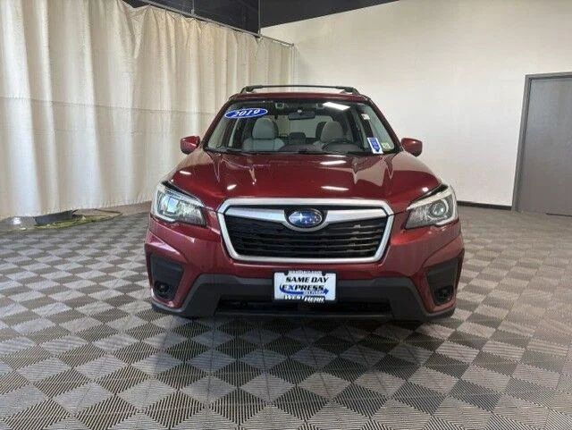 Used 2019 Crimson Red Pearl Subaru Premium image 4