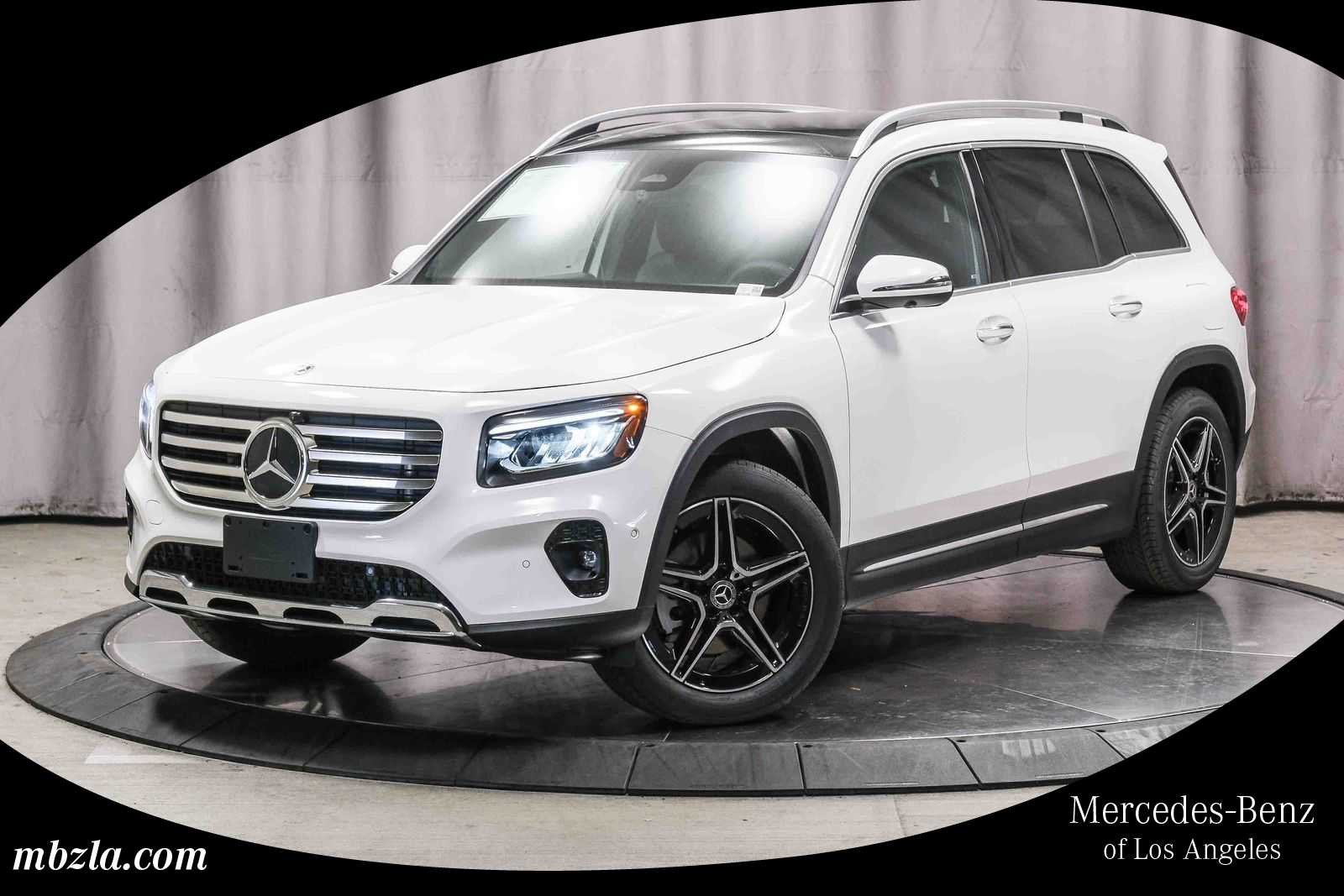New 2026 Polar White Mercedes-Benz GLB 250 image 42