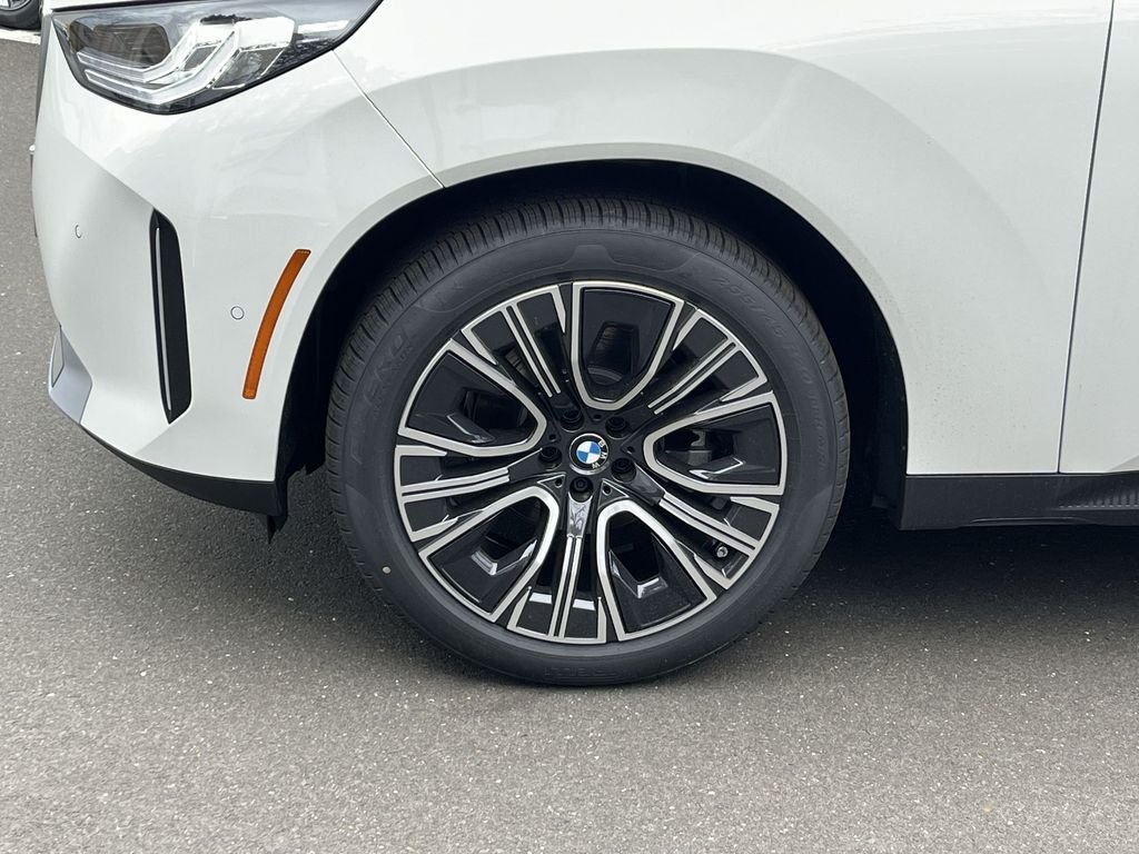 Used 2026 Alpine White BMW 30 xDrive image 10