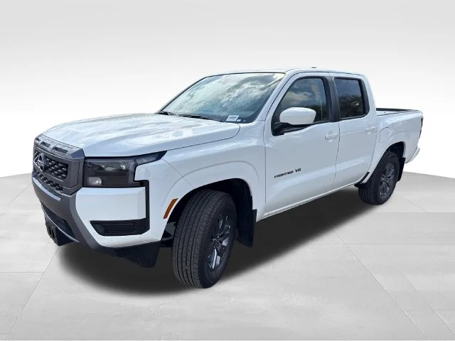 New 2027 Glacier White Nissan Crew Cab SV image 3