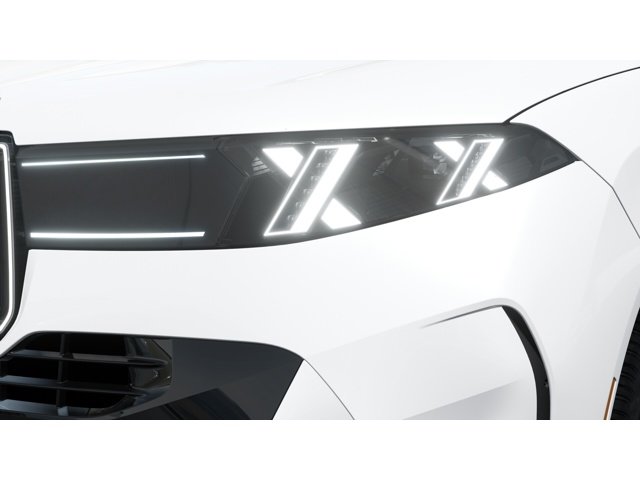 New 2027 Mineral White Metallic BMW  image 6
