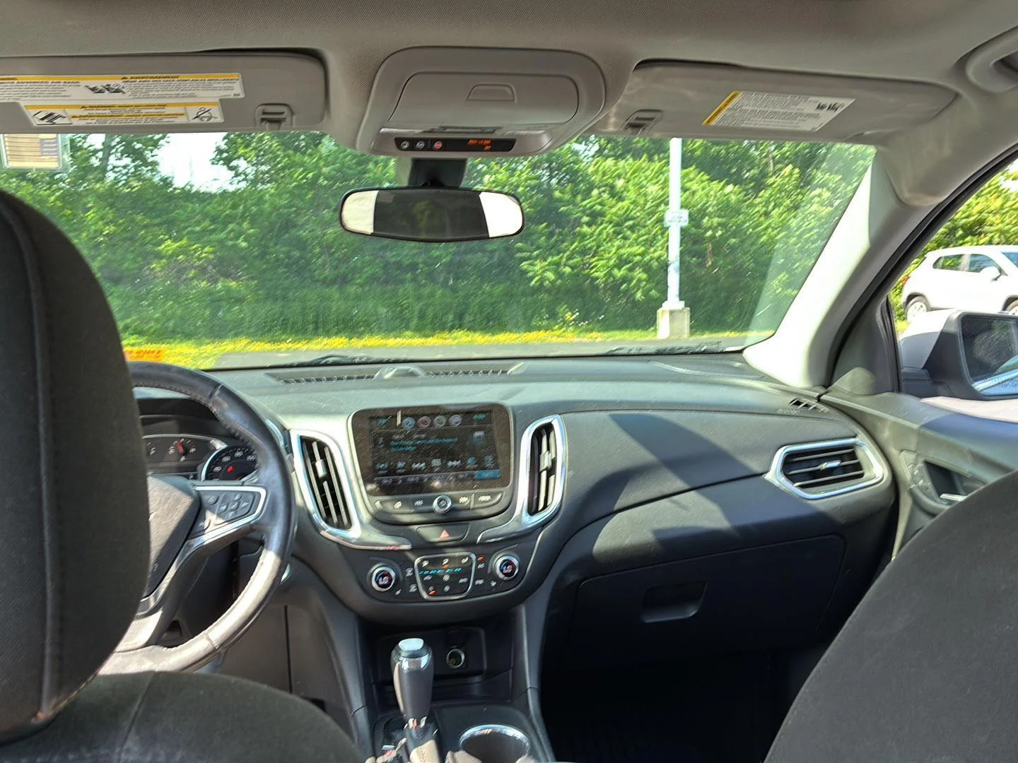 Used 2018  Chevrolet  image 9