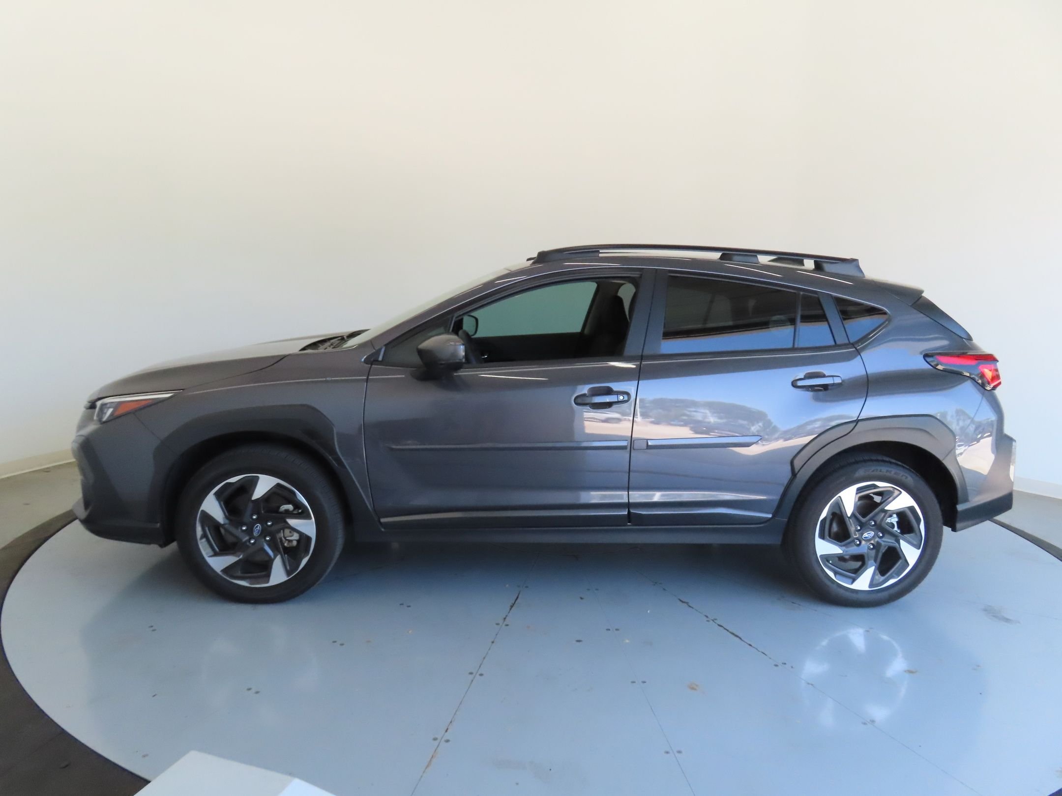 2025 Subaru Crosstrek Limited - Photo 7