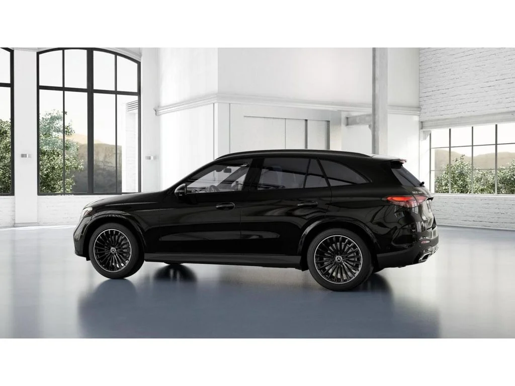 New 2027 Black Mercedes-Benz GLC 300 image 32