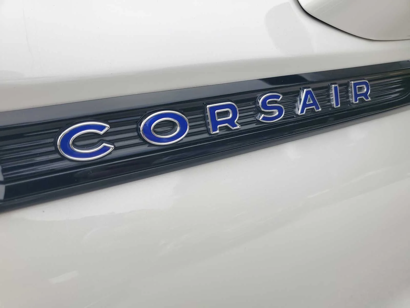 Used 2023  Lincoln Grand Touring image 5