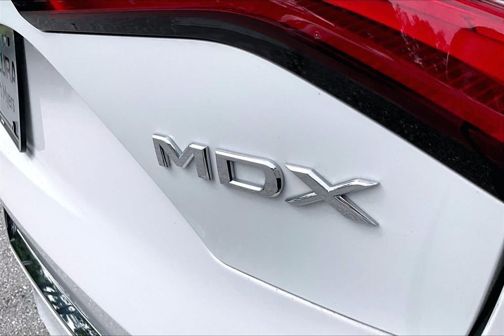 Used 2024  Acura 3.5L image 10