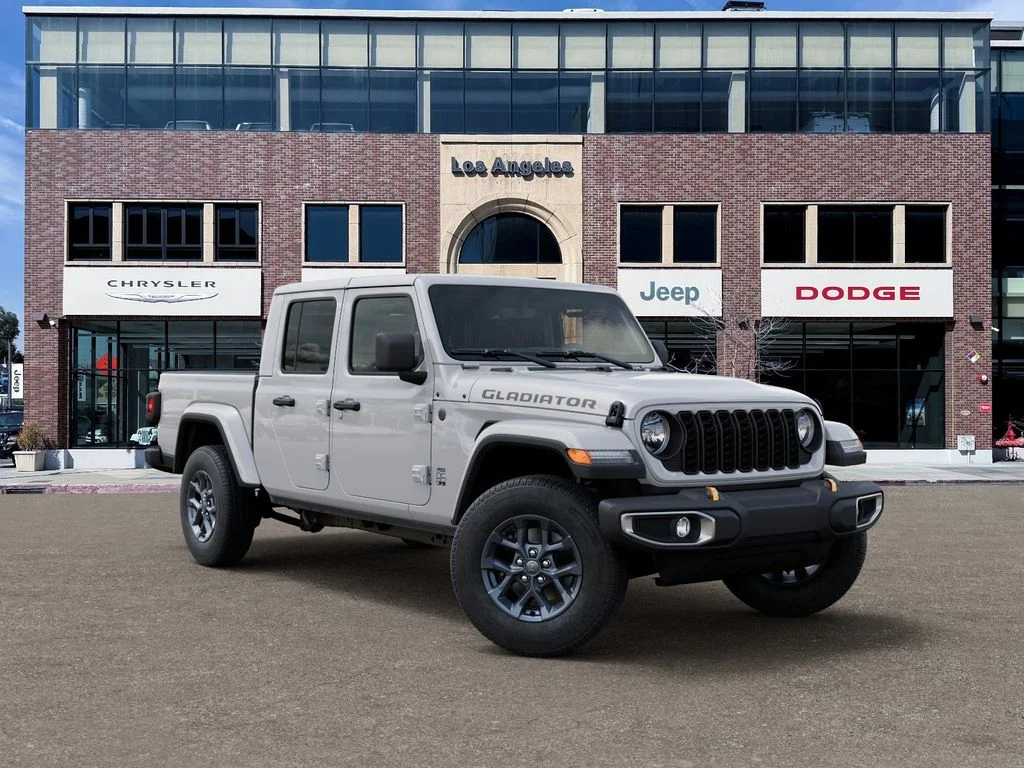 New 2026 Bright White Clear-Coat Exterior Paint Jeep 85th Anniversary Edition image 5