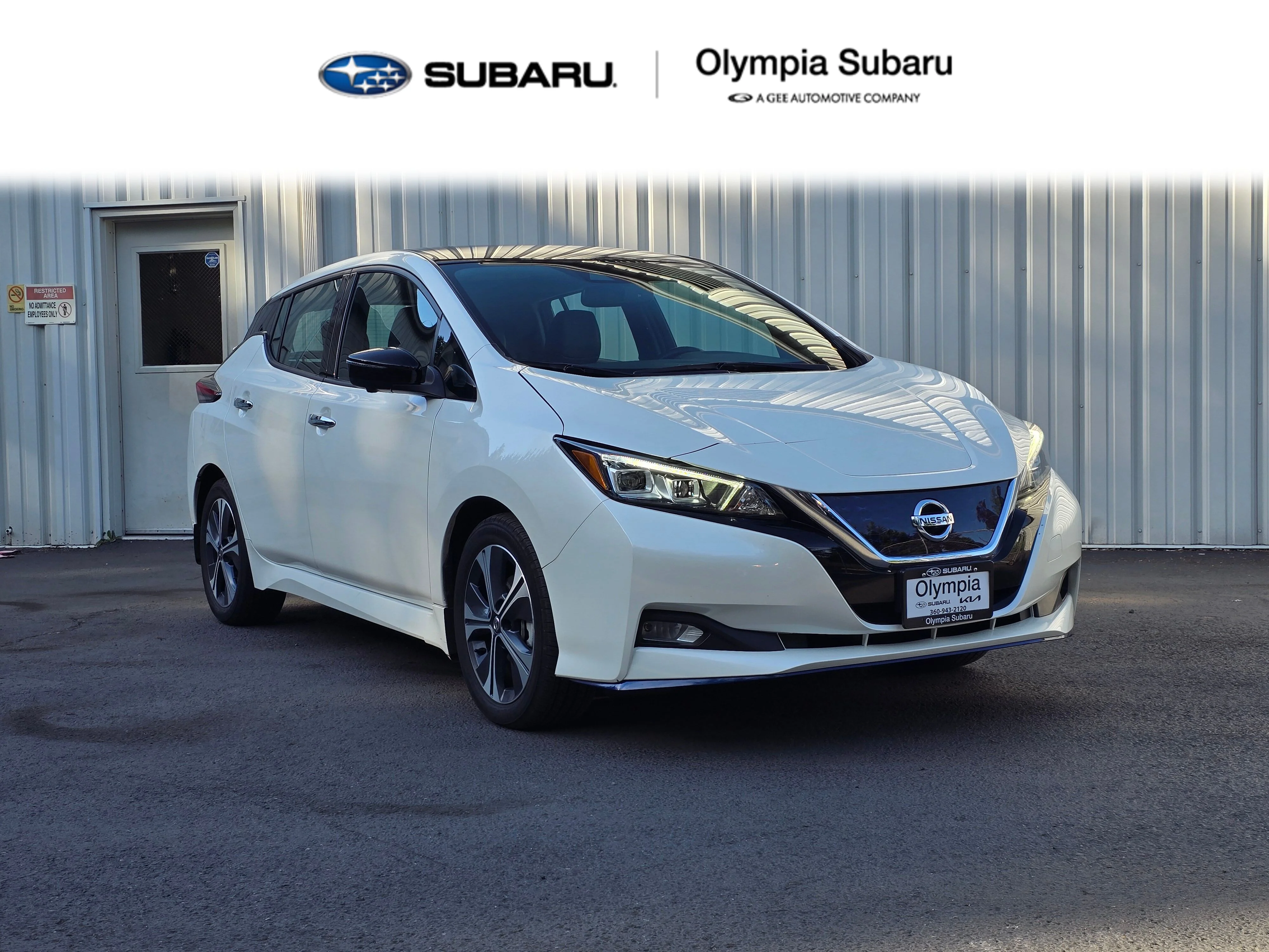 2021 Nissan Leaf SL Plus's photo