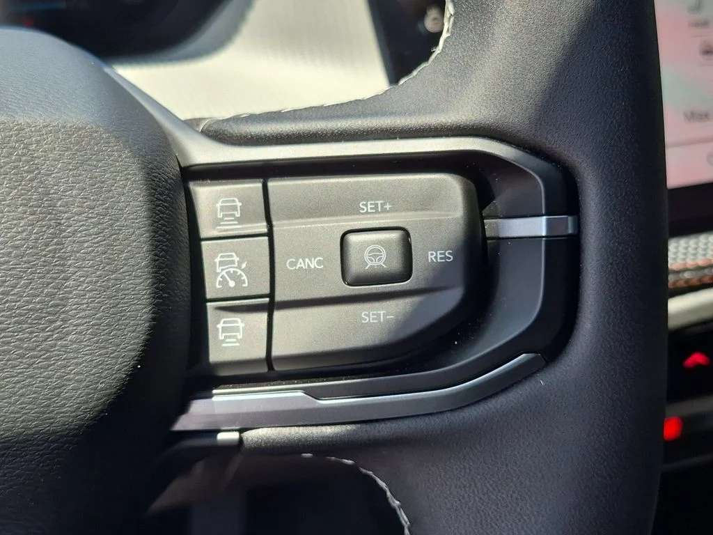 Used 2026 White Jeep Limited image 18