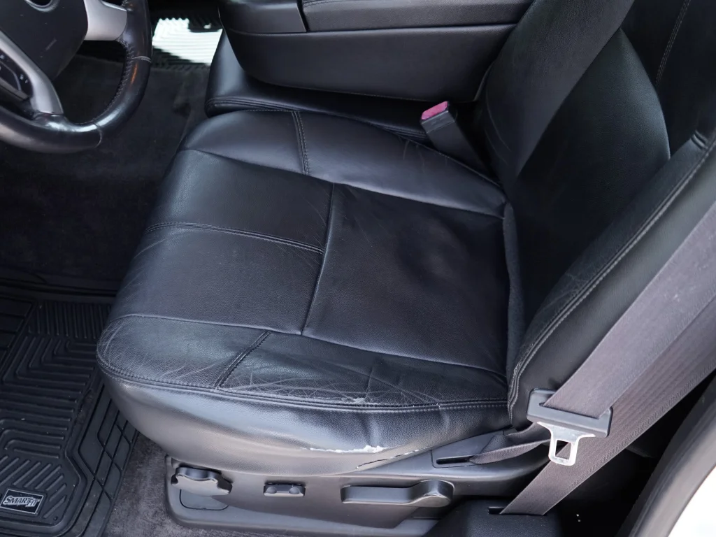 Used 2012 Summit White Chevrolet LT image 24