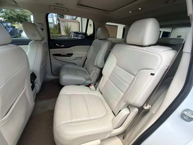 Used 2022 White GMC Denali image 17