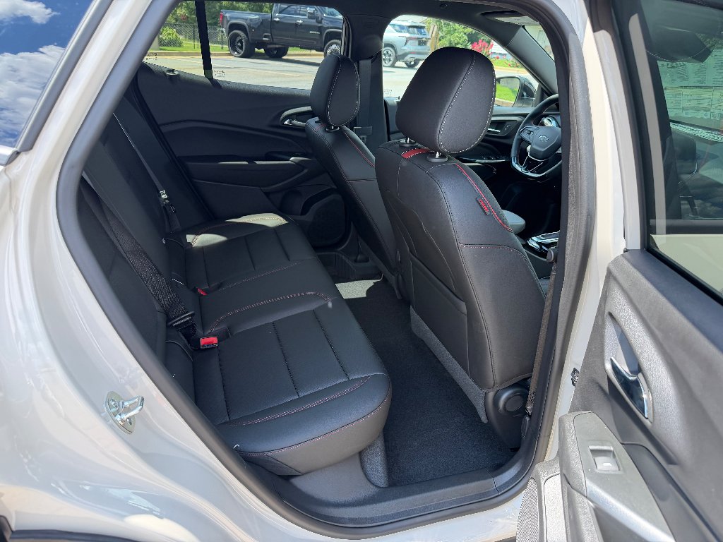 2026 Chevrolet Trax RS - Photo 19