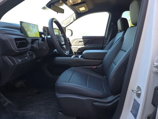 2024 Chevrolet Silverado EV Work Truck - Photo 8