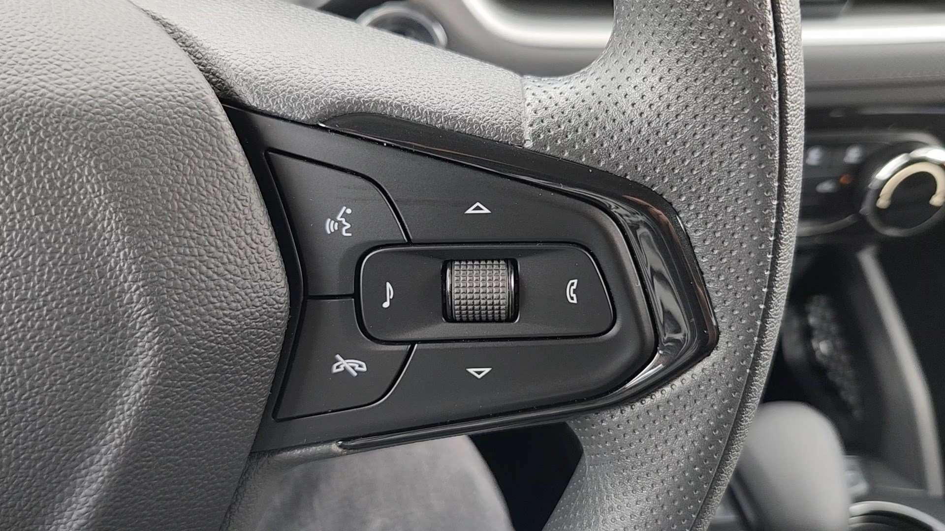 Used 2026 Sterling Gray Metallic Chevrolet LT image 13
