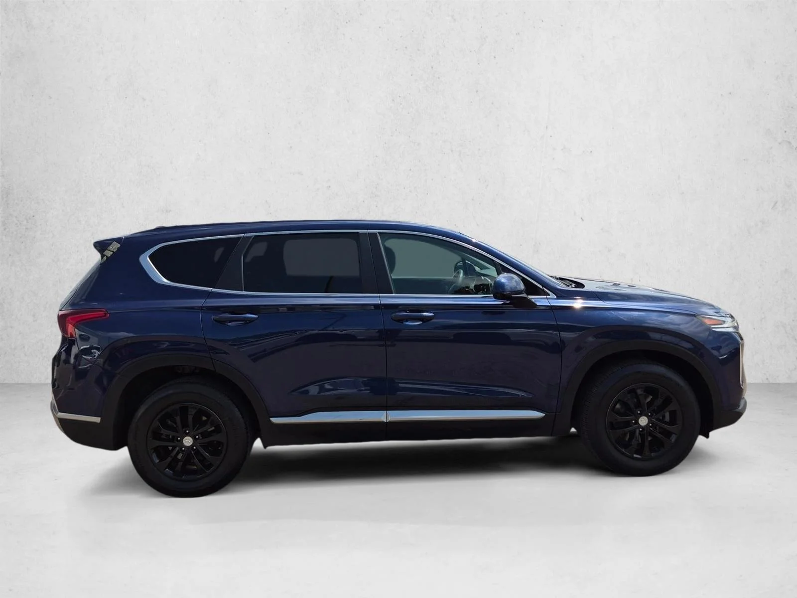Certified Used 2019 Stormy Sea Hyundai SE image 4