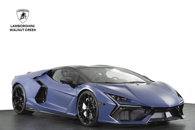 2025 Lamborghini Revuelto 