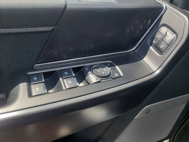 Used 2025 White Ford Lariat image 16