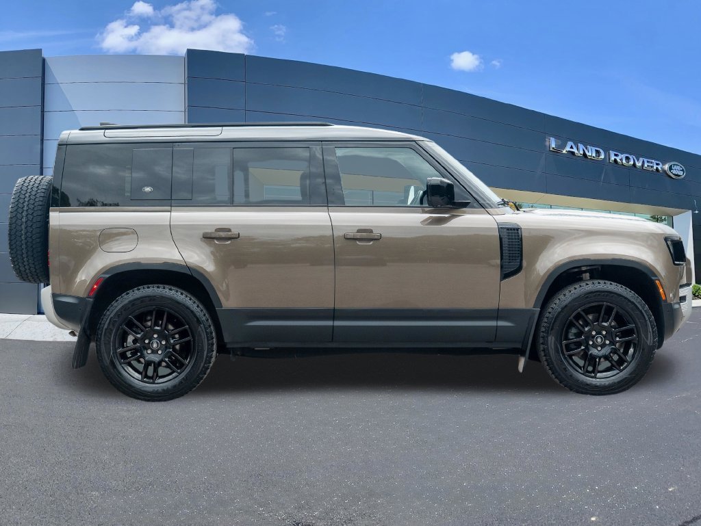 Used 2024 Beige Land Rover S image 8