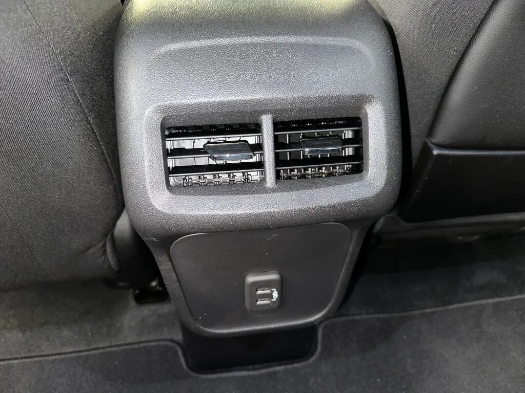 2023 GMC Terrain SLE - Photo 20