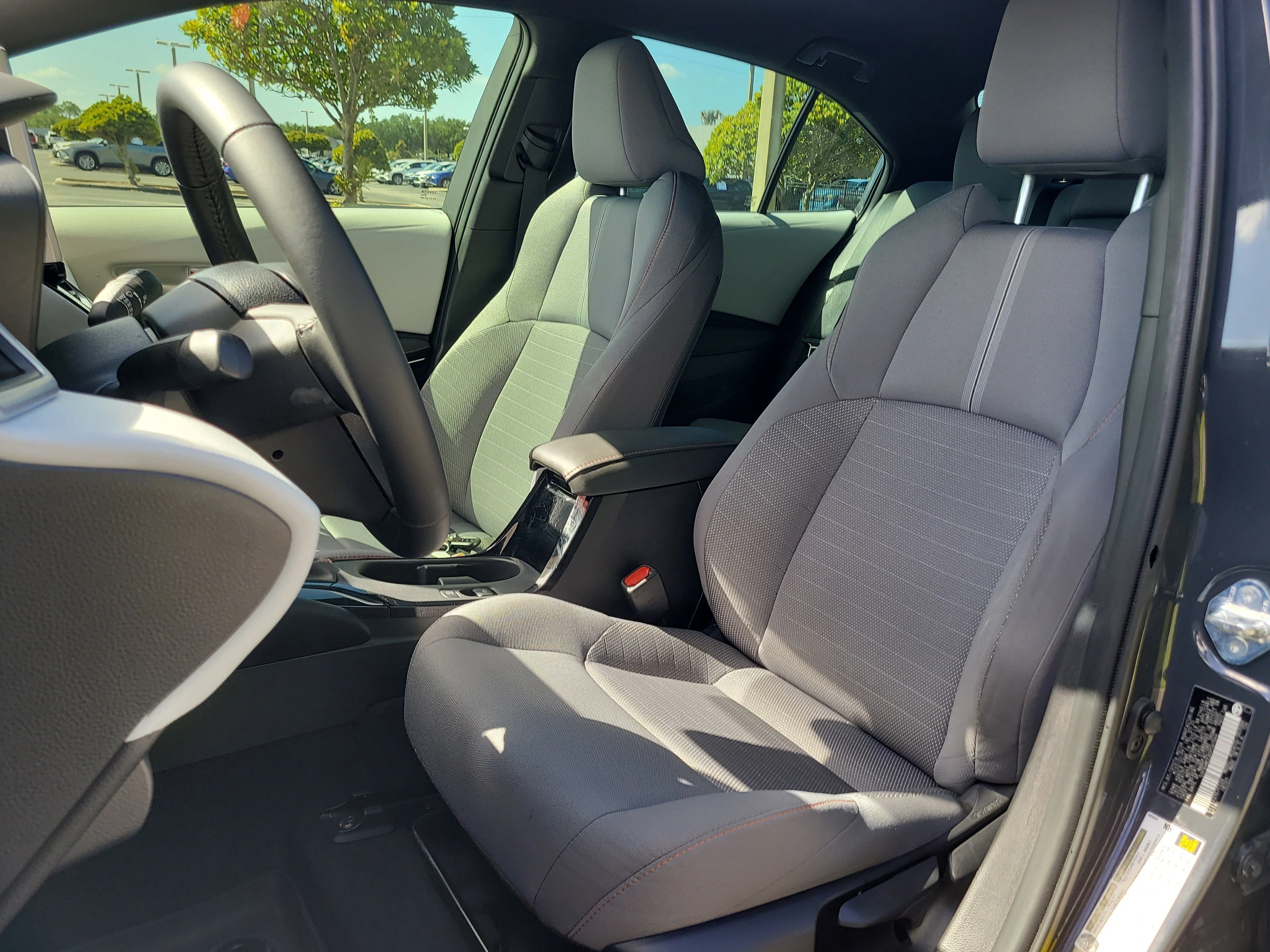 Certified Used 2025  Toyota FX image 18